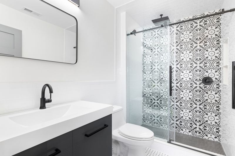 Tile Patterns in Walk-In Showers